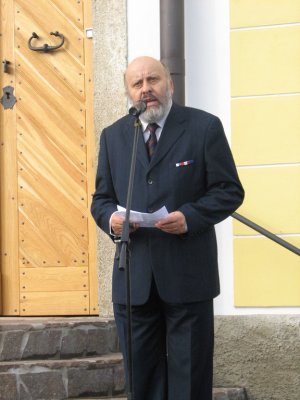 img-044.jpg