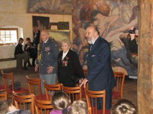 img-120.jpg